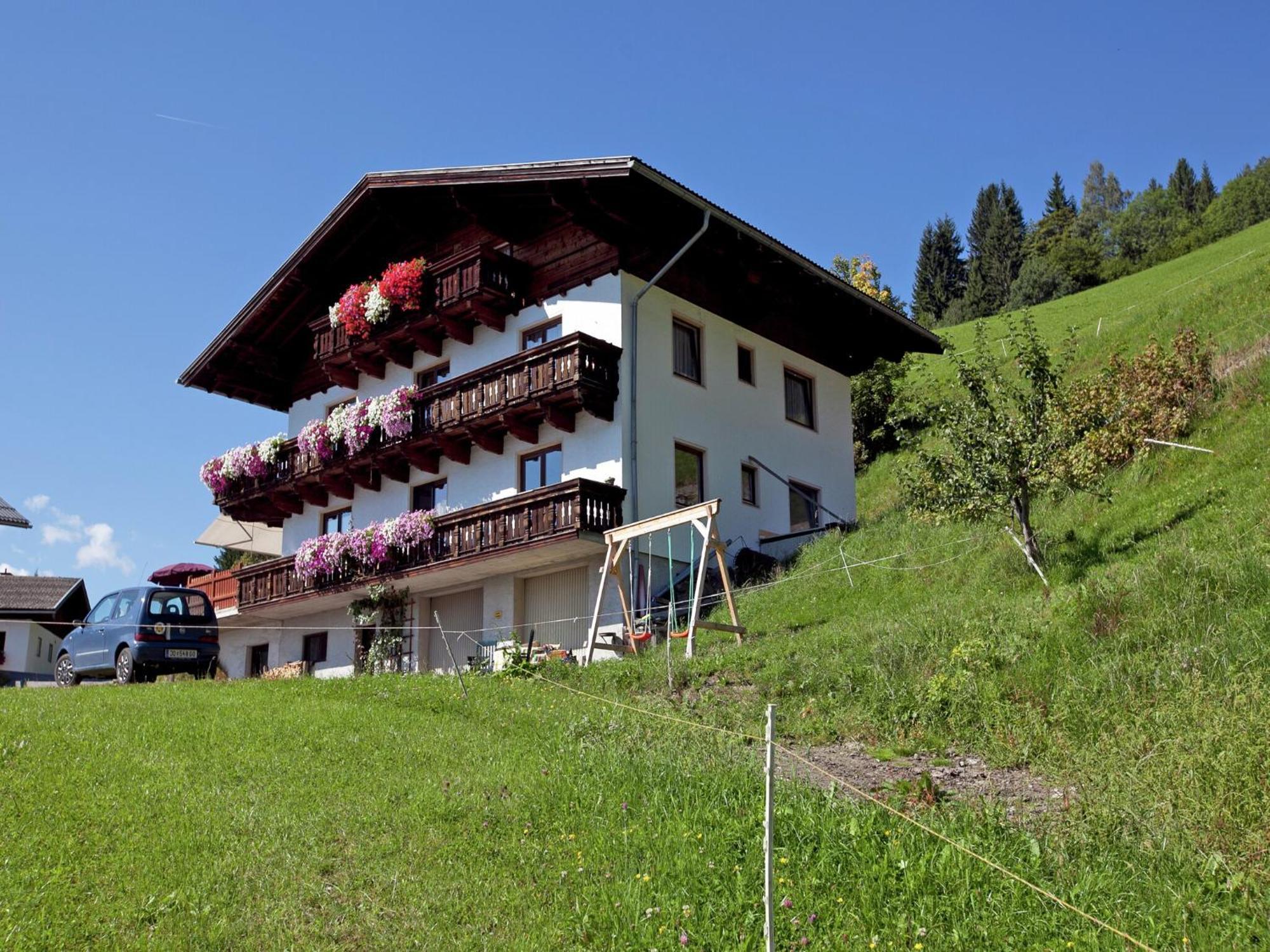 Apartment In Sankt Johann Im Pongau Near Ski Area Wagrain Exterior photo