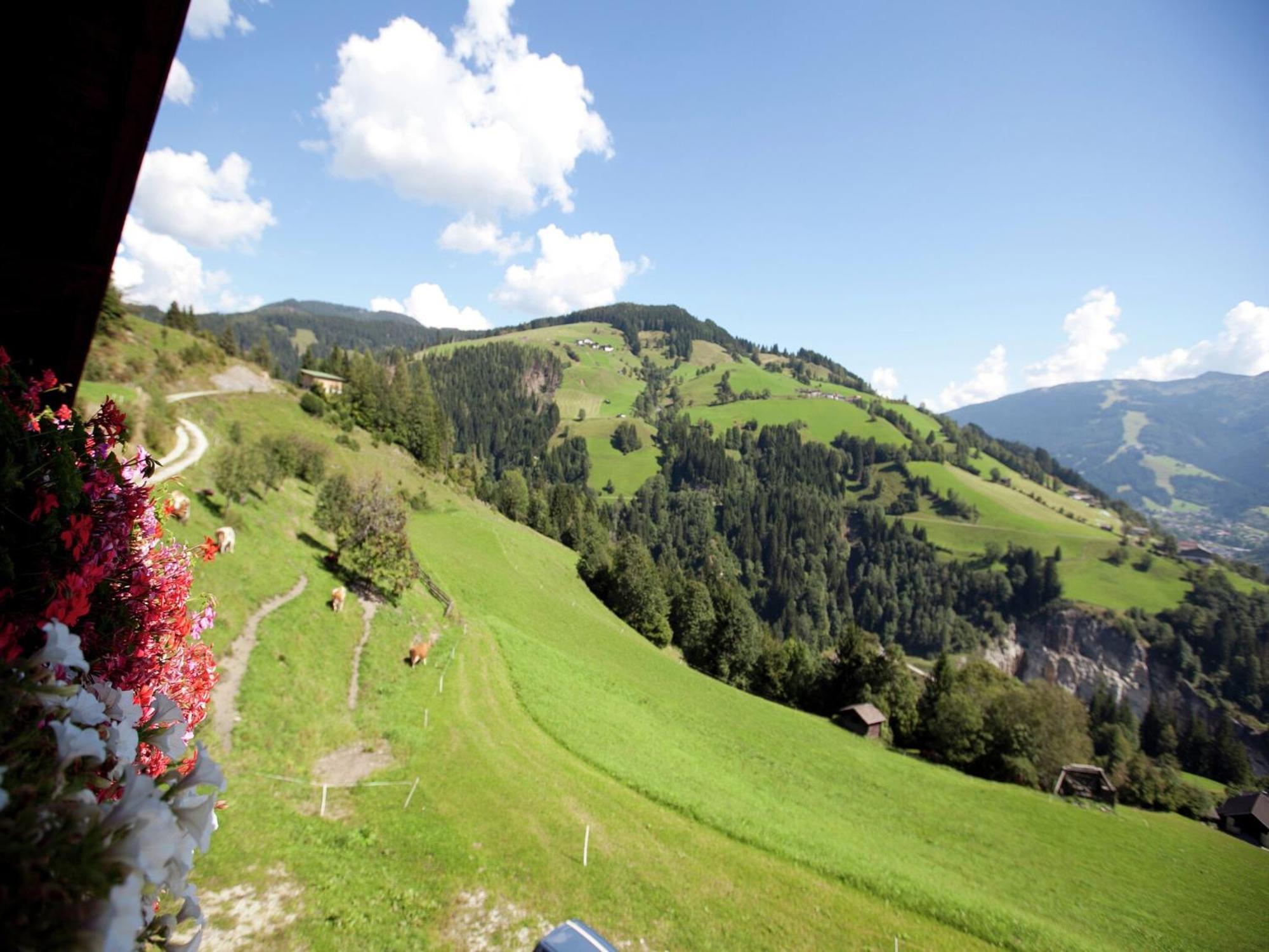 Apartment In Sankt Johann Im Pongau Near Ski Area Wagrain Exterior photo